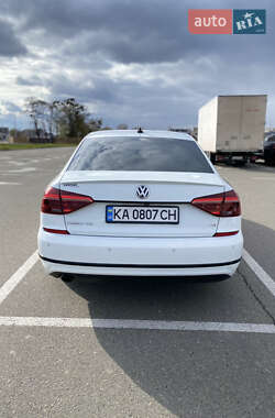 Седан Volkswagen Passat 2017 в 