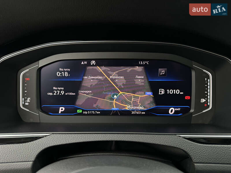 Седан Volkswagen Passat 2019 в Ужгороді