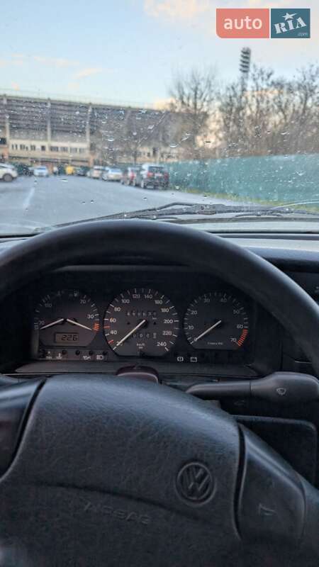 Универсал Volkswagen Passat 1995 в Ивано-Франковске