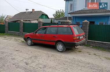 Универсал Volkswagen Passat 1991 в 