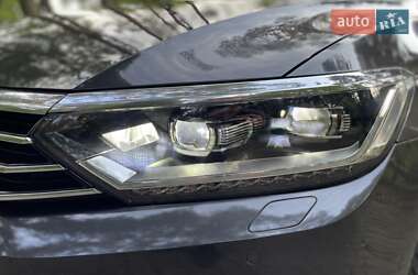 Седан Volkswagen Passat 2019 в 