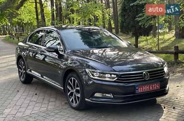 Седан Volkswagen Passat 2019 в 