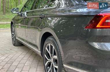 Седан Volkswagen Passat 2019 в 