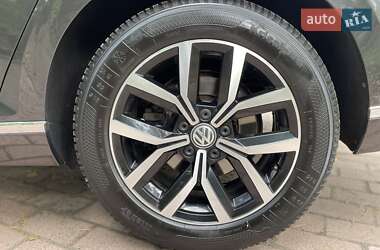 Седан Volkswagen Passat 2019 в 