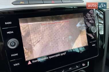 Седан Volkswagen Passat 2019 в 