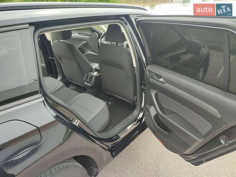 Универсал Volkswagen Passat 2019 в Бердичеве