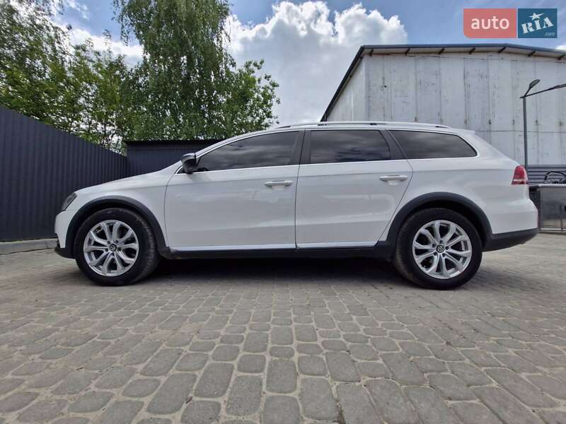 Универсал Volkswagen Passat 2014 в Львове
