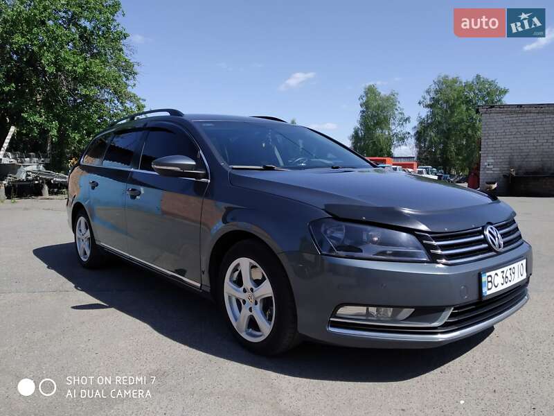 Volkswagen Passat 2011