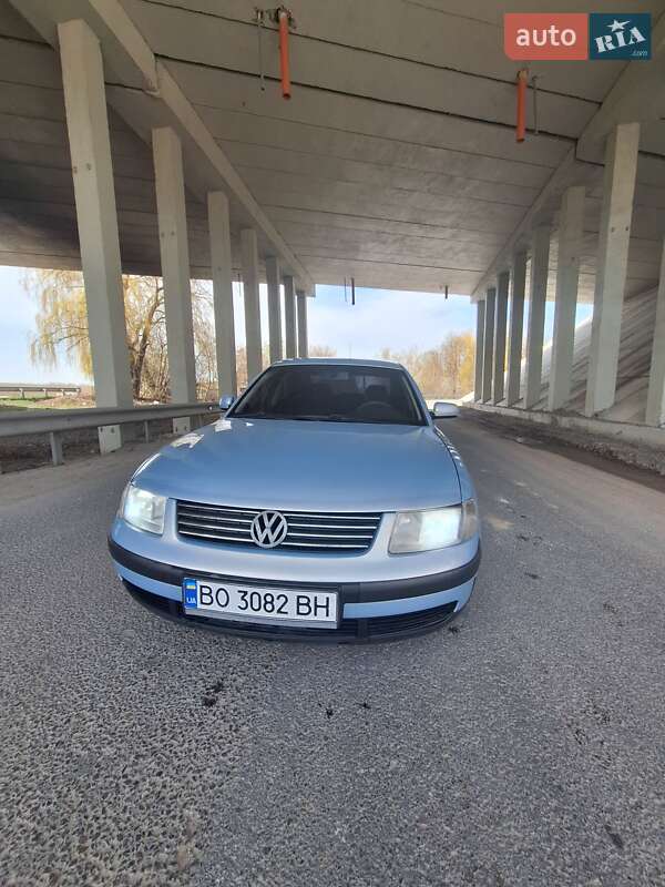 Седан Volkswagen Passat 1999 в Тернополе
