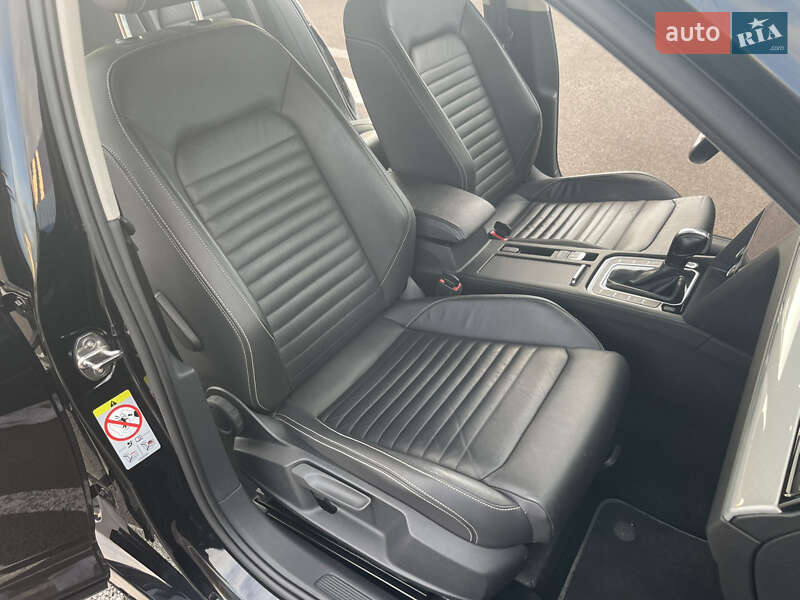 Універсал Volkswagen Passat 2019 в Рівному