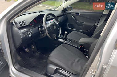 Універсал Volkswagen Passat 2006 в 