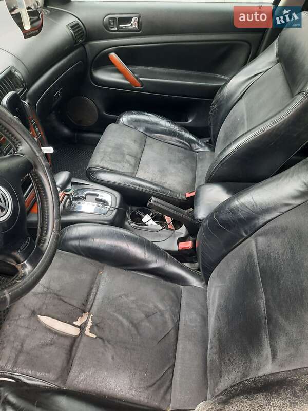 Седан Volkswagen Passat 2002 в Ивано-Франковске