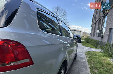 Універсал Volkswagen Passat 2013 в 