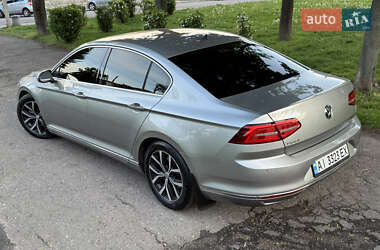 Седан Volkswagen Passat 2014 в 