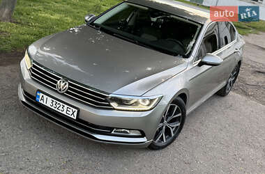 Седан Volkswagen Passat 2014 в 
