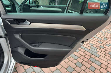 Универсал Volkswagen Passat 2017 в 