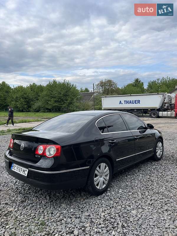 Седан Volkswagen Passat 2005 в Золочеве