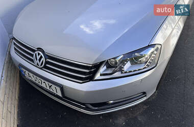 Седан Volkswagen Passat 2013 в 