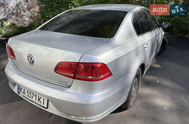 Седан Volkswagen Passat 2013 в 