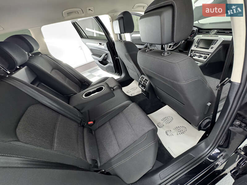 Універсал Volkswagen Passat 2015 в Трускавці