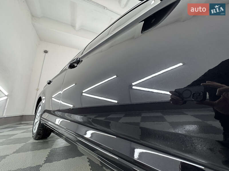 Універсал Volkswagen Passat 2015 в Трускавці