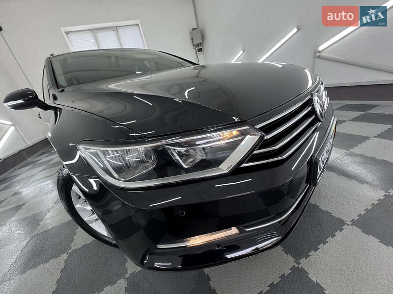 Універсал Volkswagen Passat 2015 в Трускавці