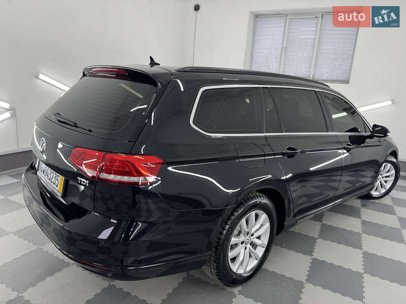 Універсал Volkswagen Passat 2015 в Трускавці