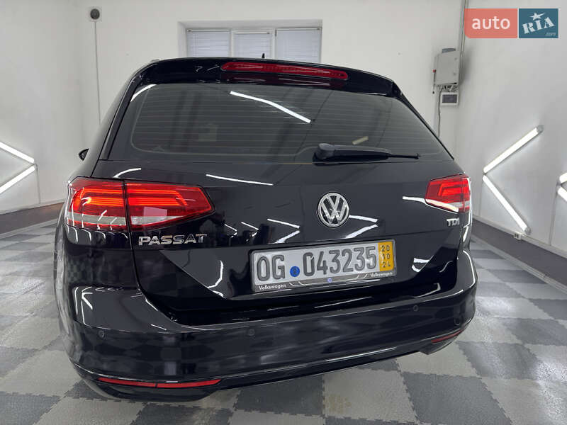 Універсал Volkswagen Passat 2015 в Трускавці
