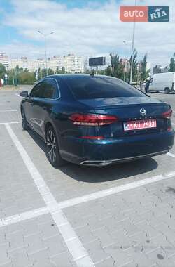 Седан Volkswagen Passat 2020 в 