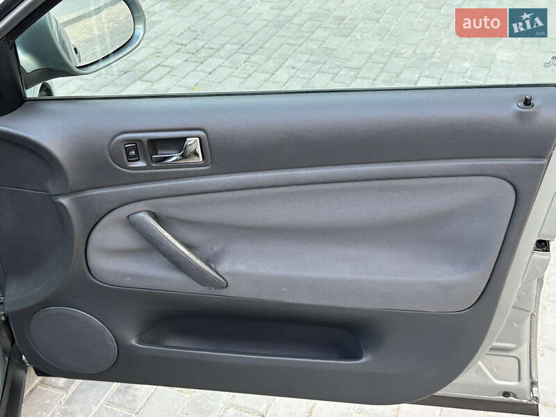 Седан Volkswagen Passat 2004 в Вінниці