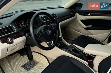 Седан Volkswagen Passat 2012 в 