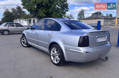 Седан Volkswagen Passat 1997 в 