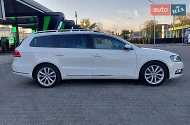 Універсал Volkswagen Passat 2012 в 