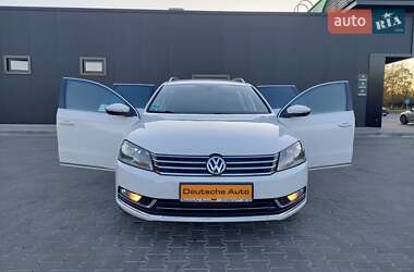 Універсал Volkswagen Passat 2012 в 