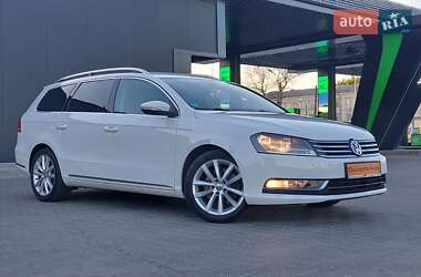 Універсал Volkswagen Passat 2012 в 