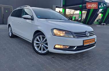Універсал Volkswagen Passat 2012 в 