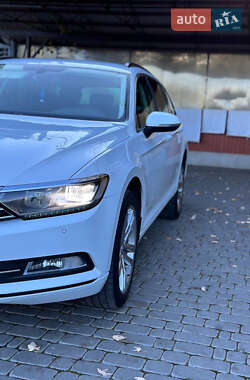 Универсал Volkswagen Passat 2015 в Харькове