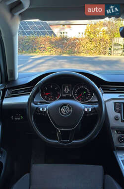 Универсал Volkswagen Passat 2015 в Харькове