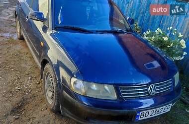 Седан Volkswagen Passat 1997 в Заліщиках