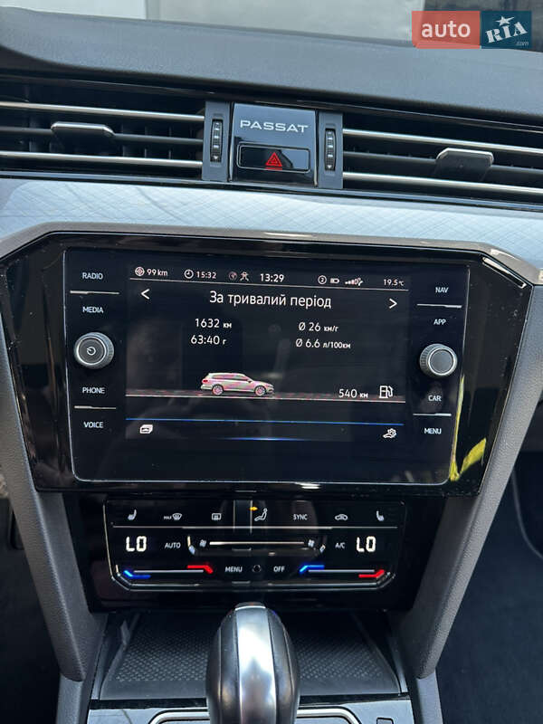 Универсал Volkswagen Passat 2021 в Львове