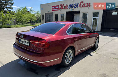 Седан Volkswagen Passat 2015 в 