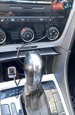 Седан Volkswagen Passat 2012 в 