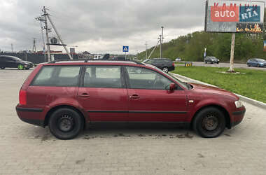 Універсал Volkswagen Passat 1998 в 
