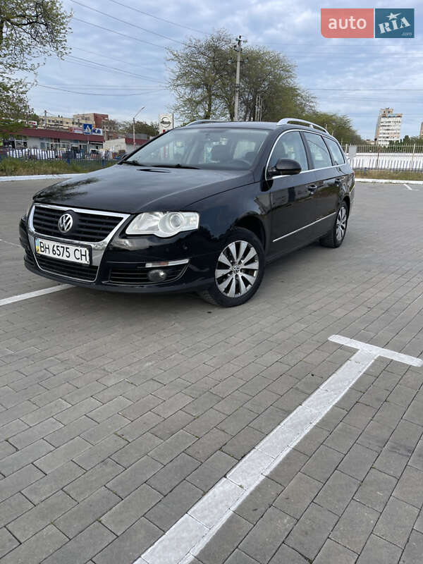 Універсал Volkswagen Passat 2008 в Одесі