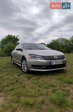 Седан Volkswagen Passat 2014 в Хоролі