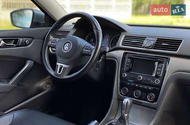 Седан Volkswagen Passat 2014 в 