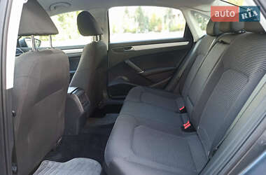 Седан Volkswagen Passat 2017 в 