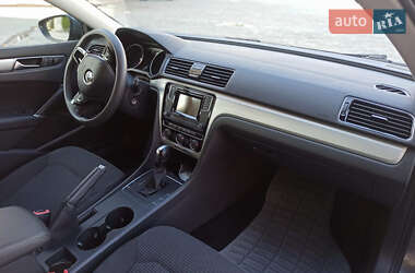 Седан Volkswagen Passat 2017 в 