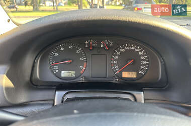 Седан Volkswagen Passat 1997 в 