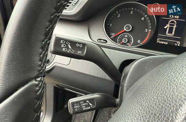Універсал Volkswagen Passat 2012 в 